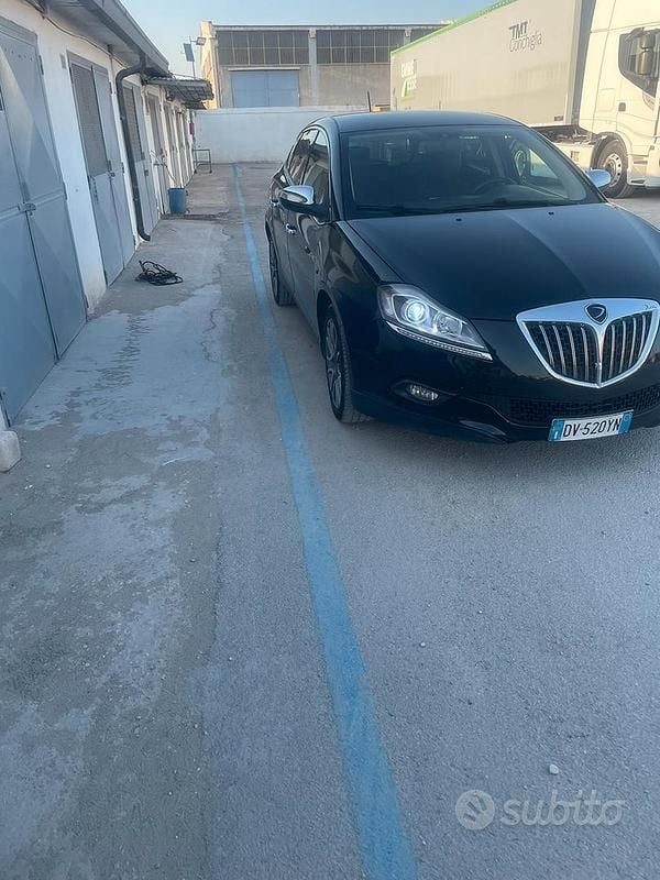 Usata Lancia Delta 120 CV (88 kW) 2009 Nero Utilitaria
