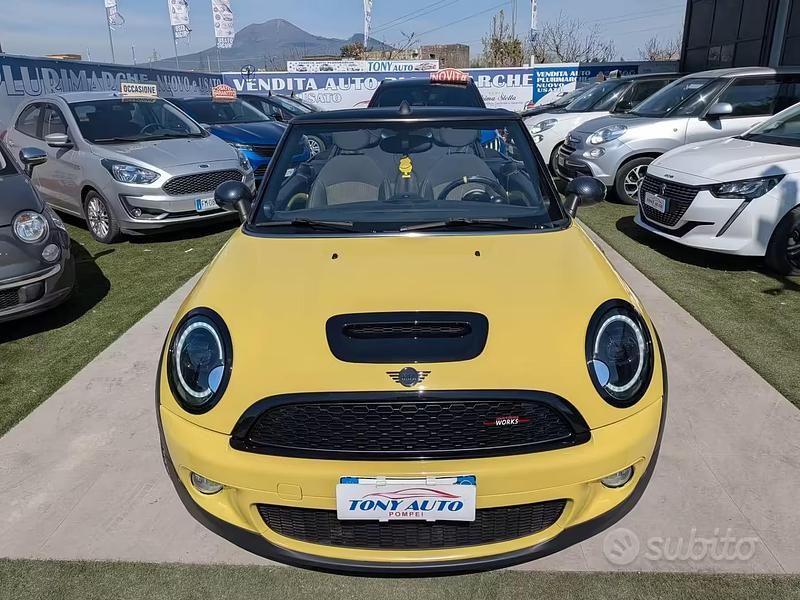 Usata Mini Cooper S Cabriolet 184 CV (135 kW) 2010 Giallo Cabrio