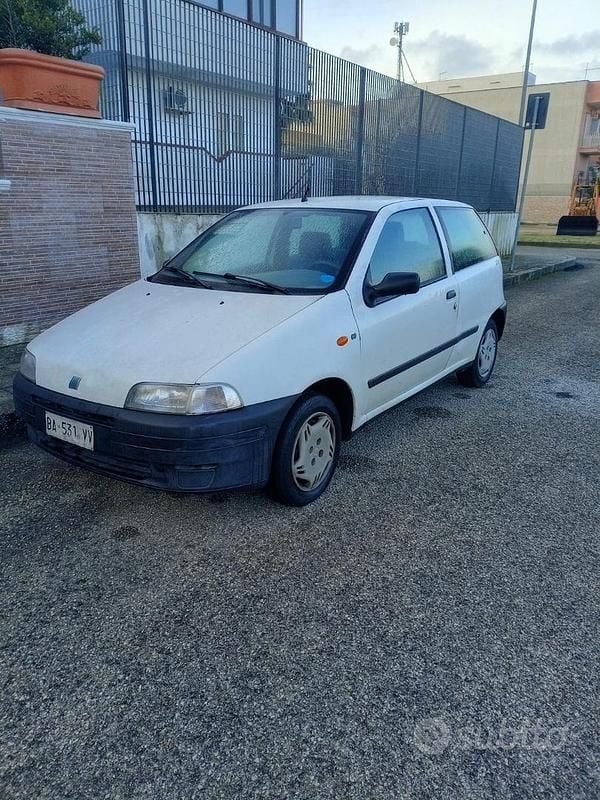 Usata Fiat Punto 1999 Bianco Utilitaria