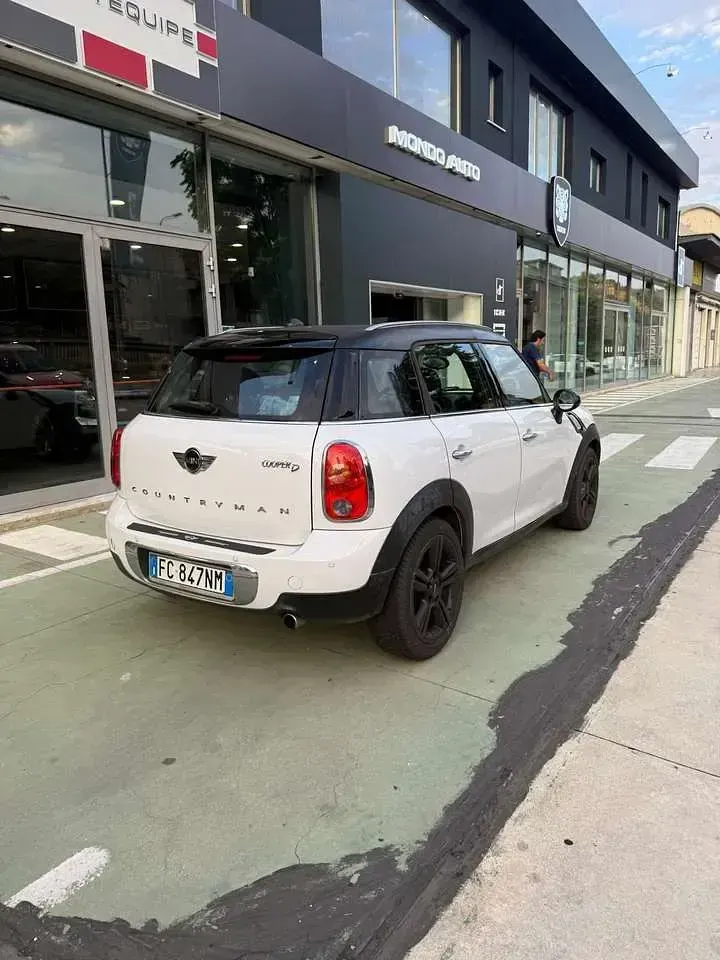 Usata Mini Cooper D Countryman 111 CV (81 kW) 2015 Bianco SUV