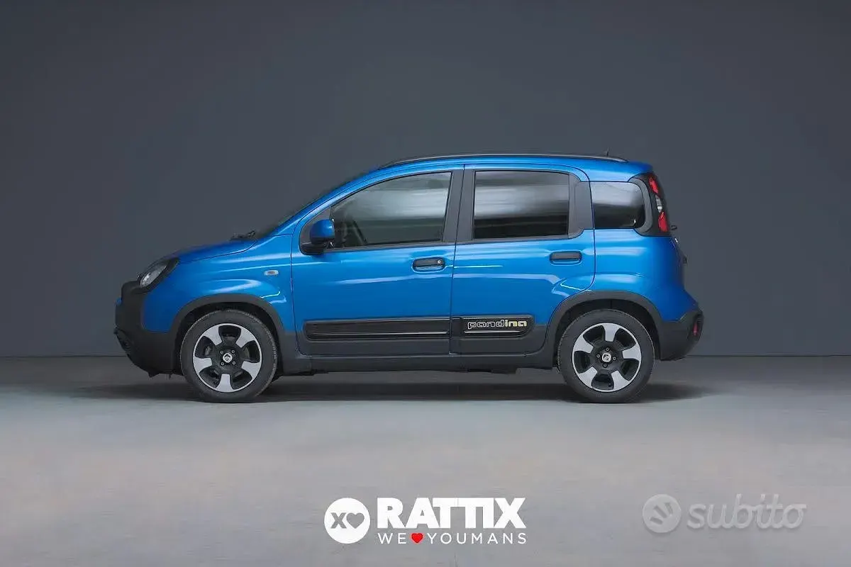 Usata Fiat Panda Cross Cross 70 CV (51 kW) 2025 Blu italia metallizzato Utilitaria