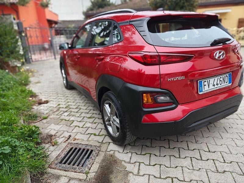 Usata Hyundai Kona 115 CV (84 kW) 2019 Rosso SUV
