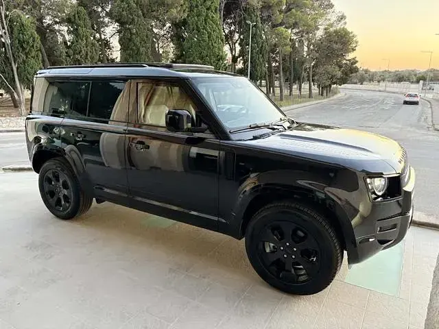 Nuova Land Rover Defender SE Dynamic 199 CV (146 kW) 2025 Nero SUV