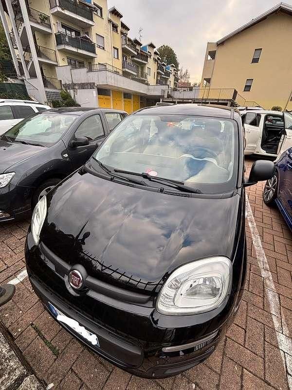Usata Fiat Panda Lounge 80 CV (58 kW) 2015 Nero Utilitaria