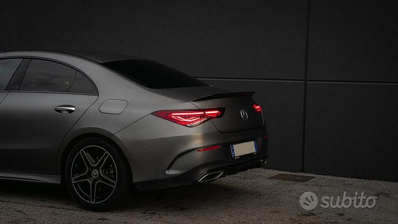 Usata Mercedes CLA220 190 CV (139 kW) 2023 Grigio Berlina