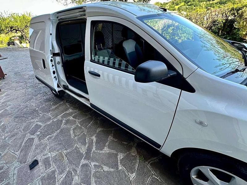 Usata Dacia Dokker 75 CV (55 kW) 2017 Bianco Monovolume