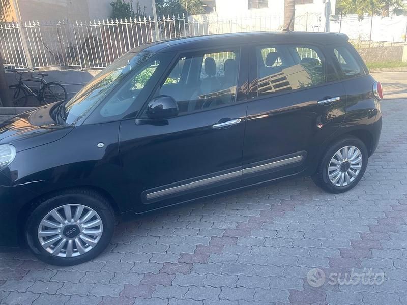 Usata Fiat 500L Lounge 85 CV (62 kW) 2015 Nero Monovolume