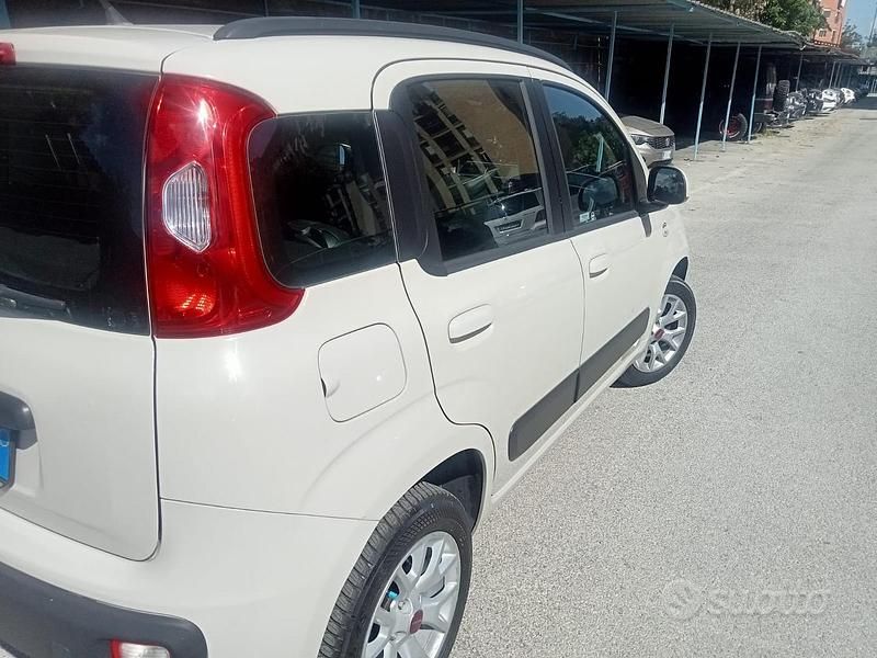 Usata Fiat Panda Lounge 85 CV (62 kW) 2017 Berlina