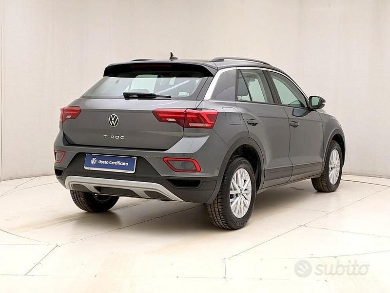 Usata VW T-Roc 150 CV (110 kW) 2025 Grigio SUV