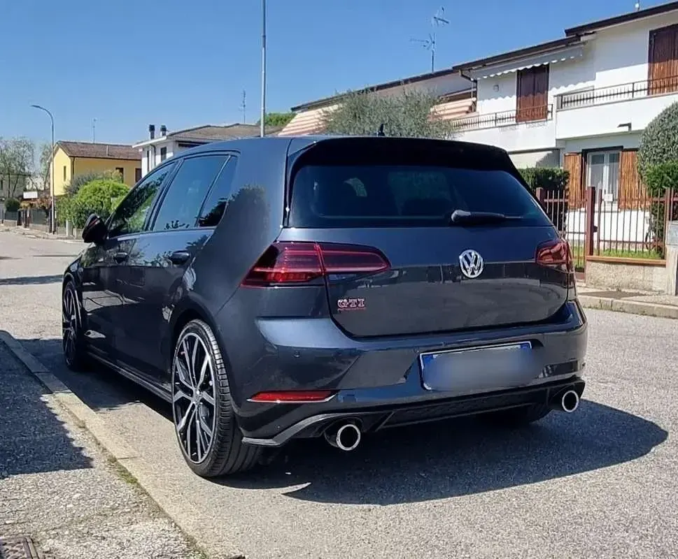 Usata VW Golf VII GTI 245 CV (180 kW) 2018 Berlina