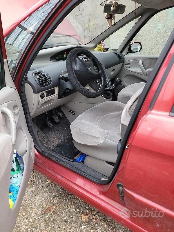 Usata Citroën Xsara 2003 Rosso Monovolume