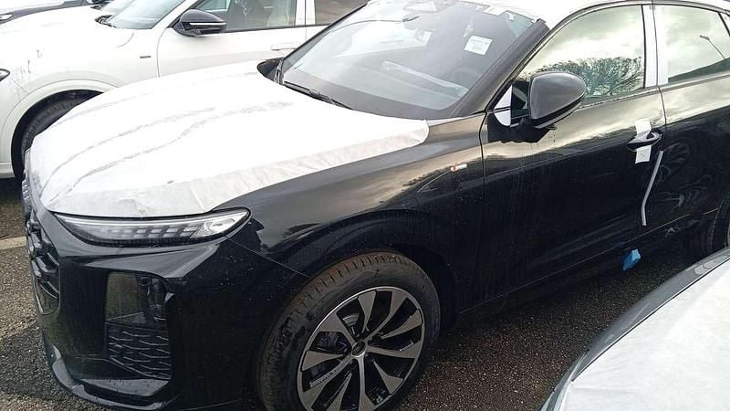 Nuova Audi Q3 S-Line 150 CV (110 kW) 2026 Nero SUV