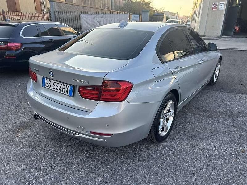 Usata BMW 320 Gran Turismo 184 CV (135 kW) 2013 Berlina