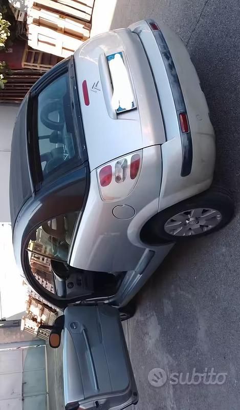 Usata Citroën C3 109 CV (80 kW) 2004 Grigio Cabrio