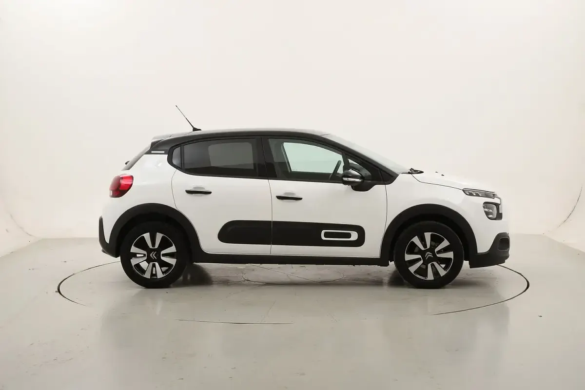 Usata Citroën C3 Shine 83 CV (61 kW) 2023 Utilitaria
