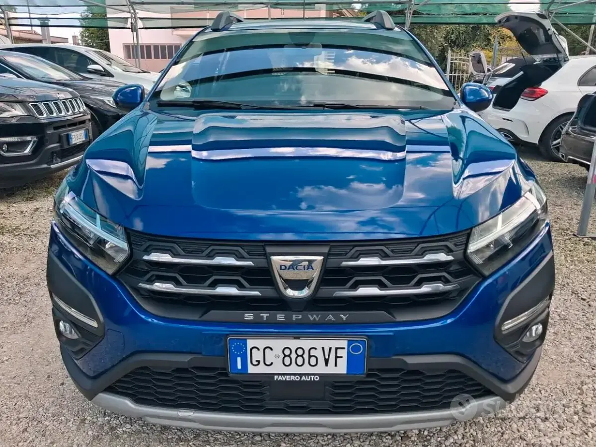 Usata Dacia Sandero Comfort 101 CV (74 kW) 2021 Blu/azzurro Berlina