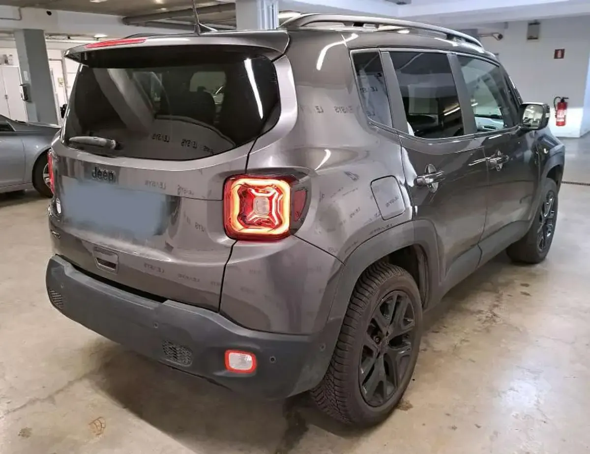 Usata Jeep Renegade Limited 140 CV (102 kW) 2020 095 antracite SUV