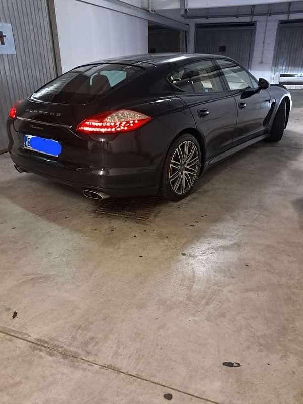 Usata Porsche Panamera 250 CV (183 kW) 2012 Berlina