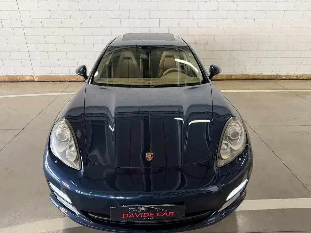 Usata Porsche Panamera 400 CV (294 kW) 2010 Blu Utilitaria