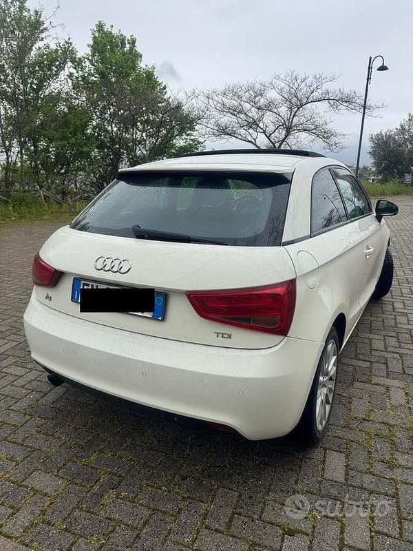 Usata Audi A1 90 CV (66 kW) 2012 Bianco Utilitaria