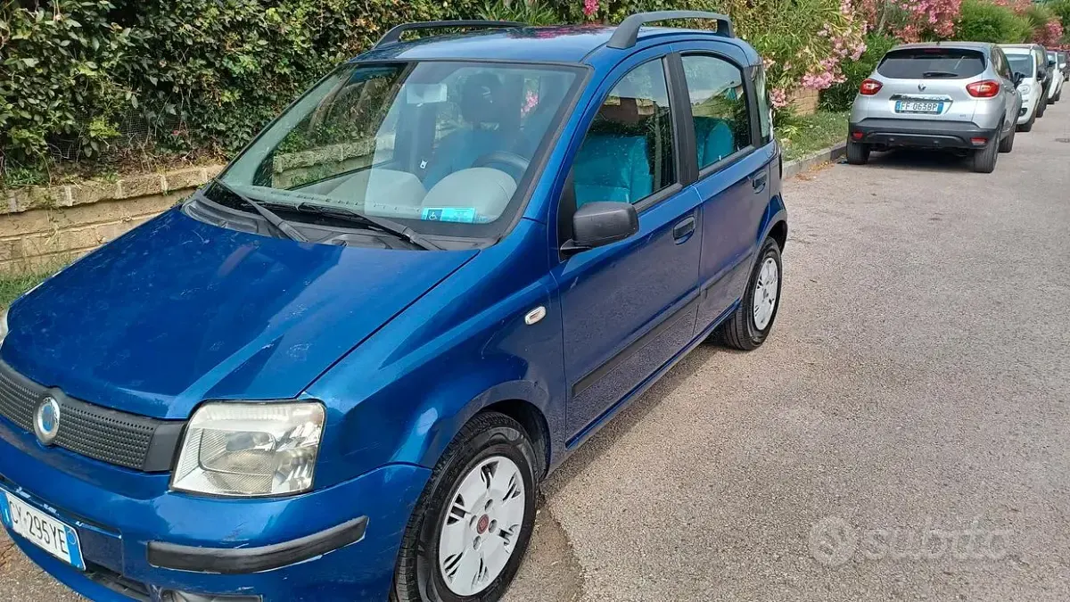 Usata Fiat Panda Dynamic 60 CV (44 kW) 2006 Bluazzurro Utilitaria