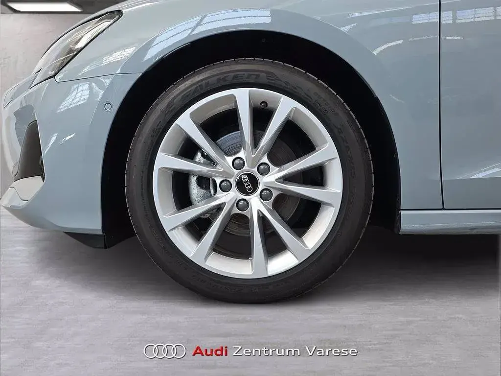 Usata Audi A3 Sportback e-tron Advanced Plus 150 CV (110 kW) 2025 Grigio freccia Utilitaria