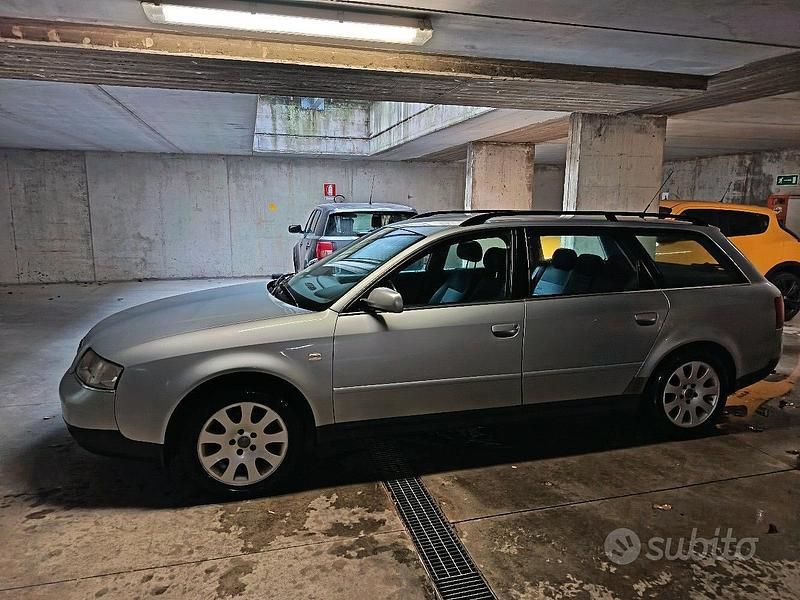 Grigio Usata 1998 Audi A6 Ambiente Station wagon | 3800 € (Cara) - Immagine 1/4