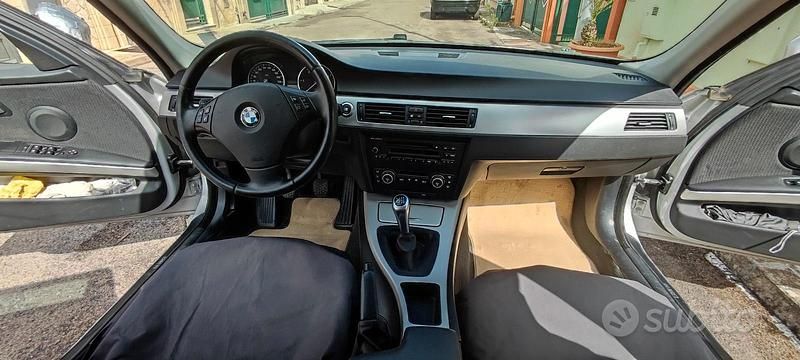 Usata BMW 318 2009 Grigio Station wagon