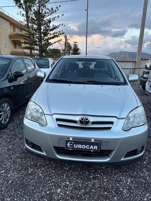 Usata Toyota Corolla 89 CV (65 kW) 2006 Grigio Berlina