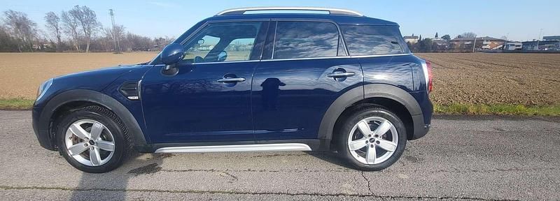 Usata Mini One D Countryman Business 116 CV (85 kW) 2017 Blu/azzurro SUV