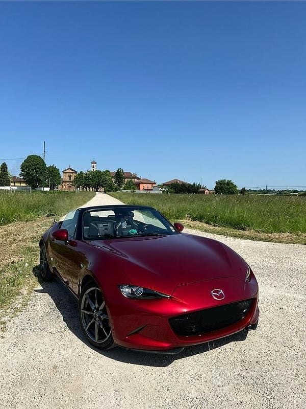 Usata Mazda MX5 Inclusive 2018 Cabrio