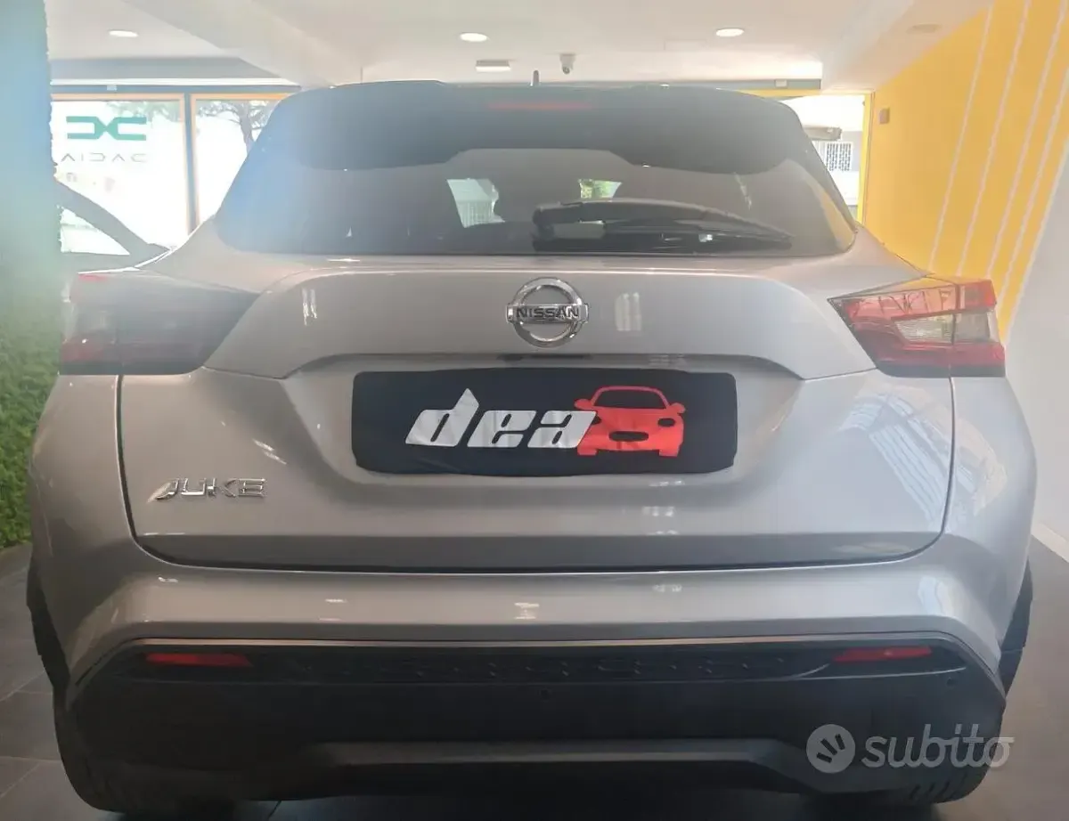 Usata Nissan Juke N-Connecta 114 CV (83 kW) 2023 Grigio SUV
