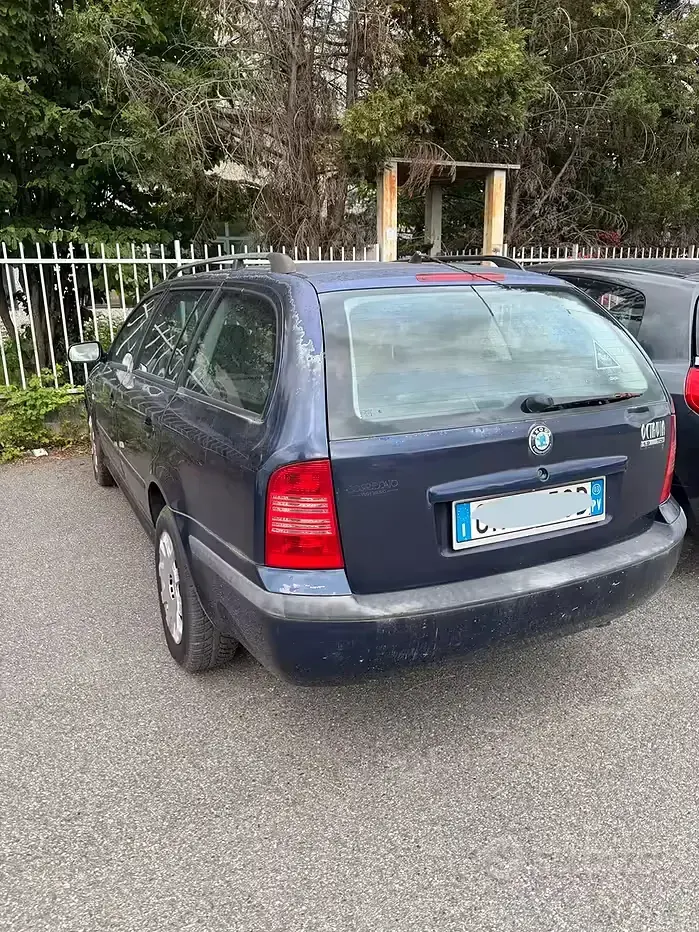 Usata Skoda Octavia 90 CV (66 kW) 2003 Blu Station wagon
