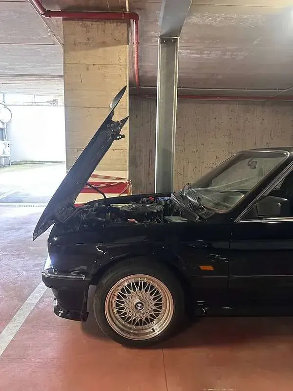 Usata BMW 316 90 CV (66 kW) 1985 Nero Berlina