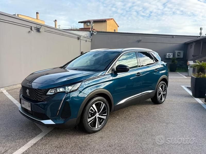 Usata Peugeot 3008 GT 131 CV (96 kW) 2023 Blu SUV