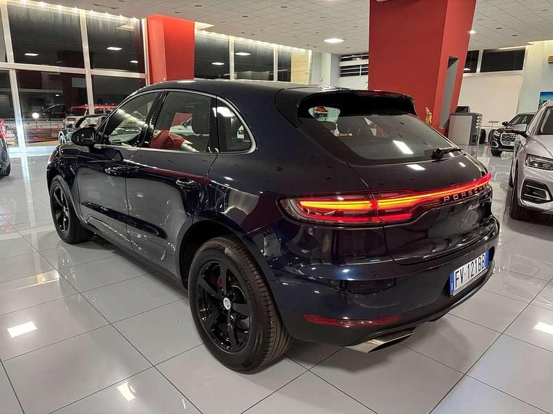 Usata Porsche Macan 245 CV (180 kW) 2019 Blu/azzurro SUV