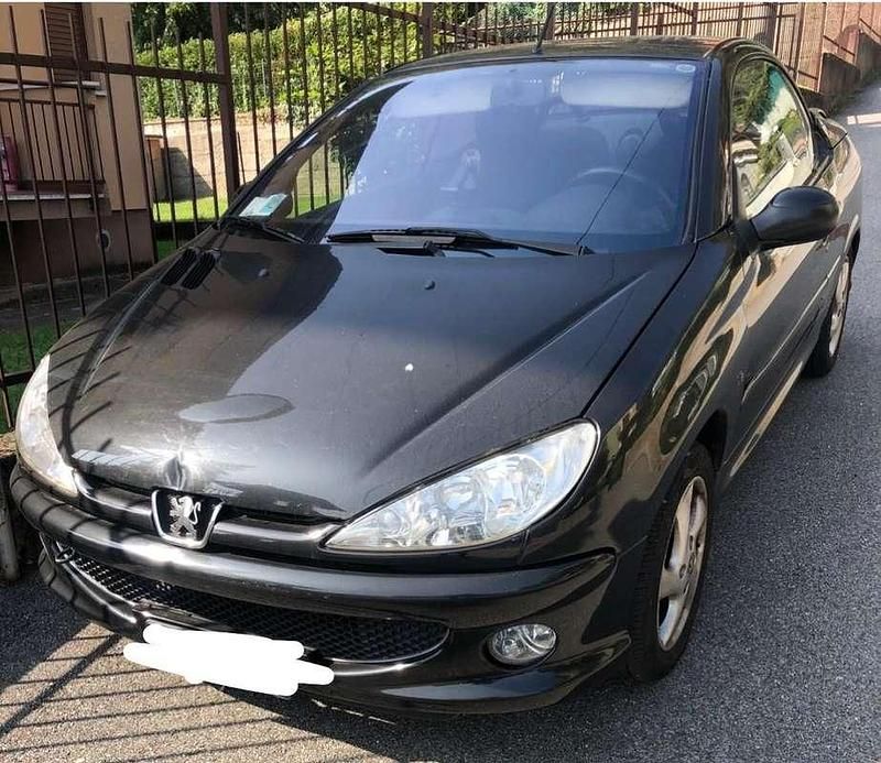 Usata Peugeot 206 CC Quiksilver 109 CV (80 kW) 2005 Cabrio