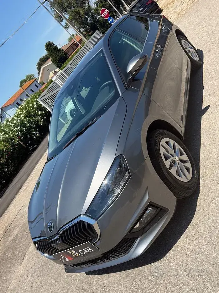 Nuova Skoda Fabia Style 95 CV (69 kW) 2026 Grigio Utilitaria