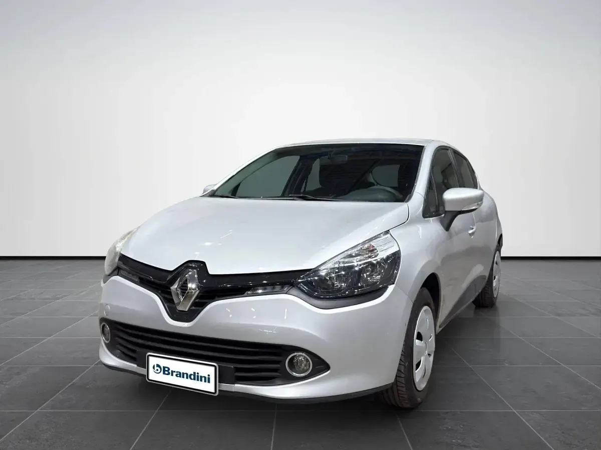 Usata Renault Clio IV Zen 75 CV (55 kW) 2016 Grigio Berlina