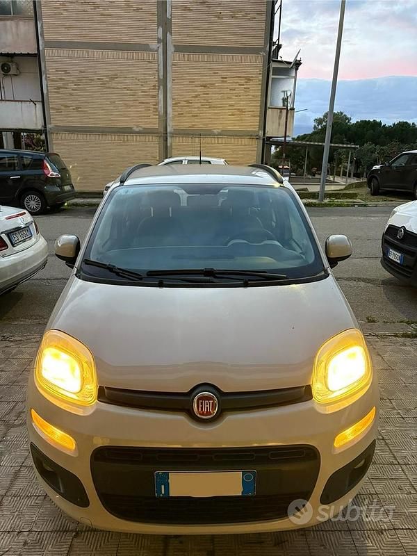 Usata Fiat Panda Pop 69 CV (50 kW) 2014 Bianco Berlina