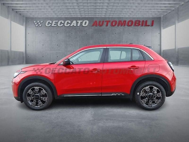 Nuova Fiat 600 110 CV (80 kW) 2025 Rosso SUV
