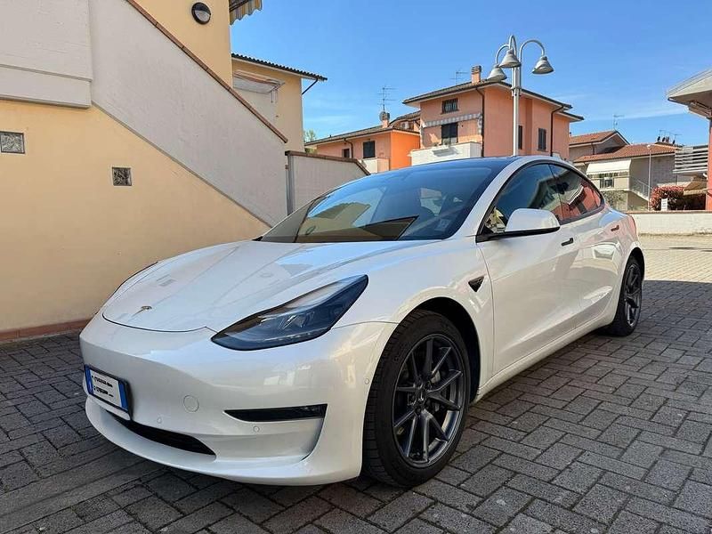 Usata Tesla Model 3 152 kW (208 CV) 2021 Bianco Berlina