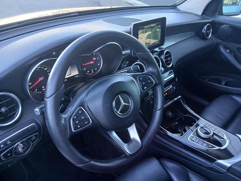 Usata Mercedes GLC250 Exclusive 204 CV (150 kW) 2019 Grigio SUV