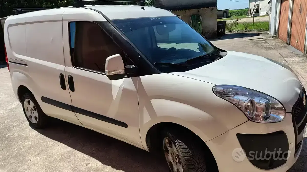 Usata Fiat Doblò Active 90 CV (66 kW) 2010 Bianco Monovolume