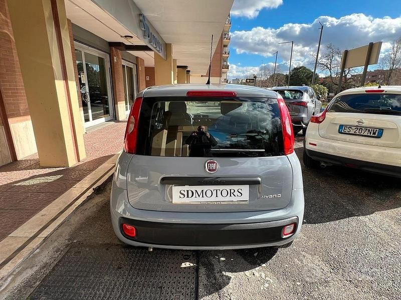 Usata Fiat Panda S 70 CV (51 kW) 2022 Gray Utilitaria