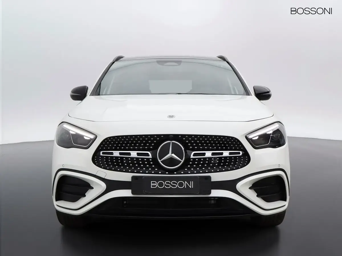 Nuova Mercedes GLA200 AMG line 150 CV (110 kW) 2026 Bianco SUV