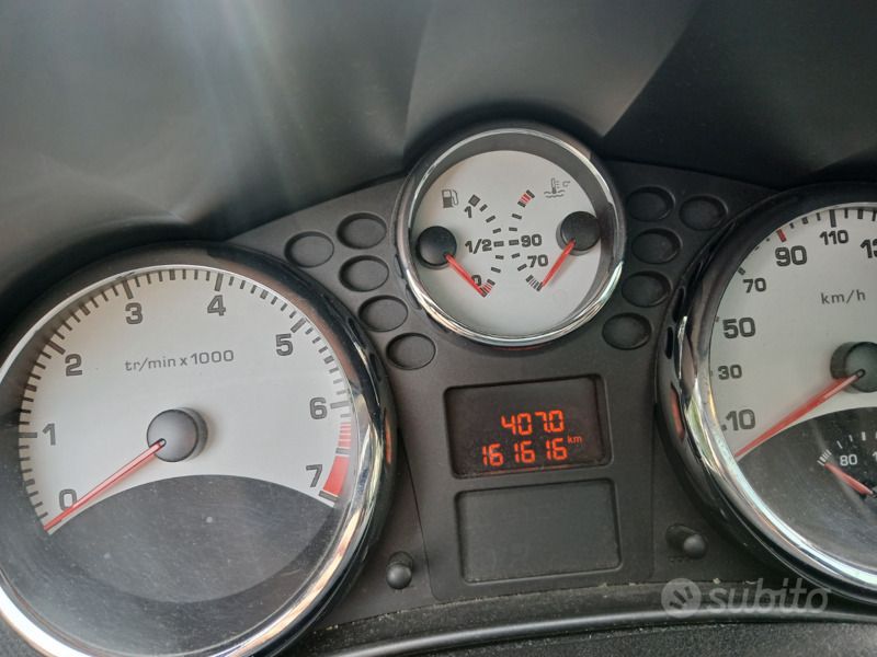 Usata Peugeot 207 110 CV (80 kW) 2011 Grigio Station wagon