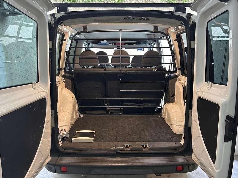 Usata Fiat Doblò Dynamic 105 CV (77 kW) 2008 Monovolume