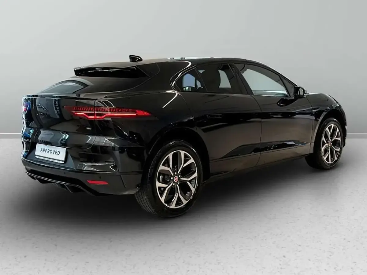 Usata Jaguar I-Pace SE 294 kW (400 CV) 2022 Santorini black SUV