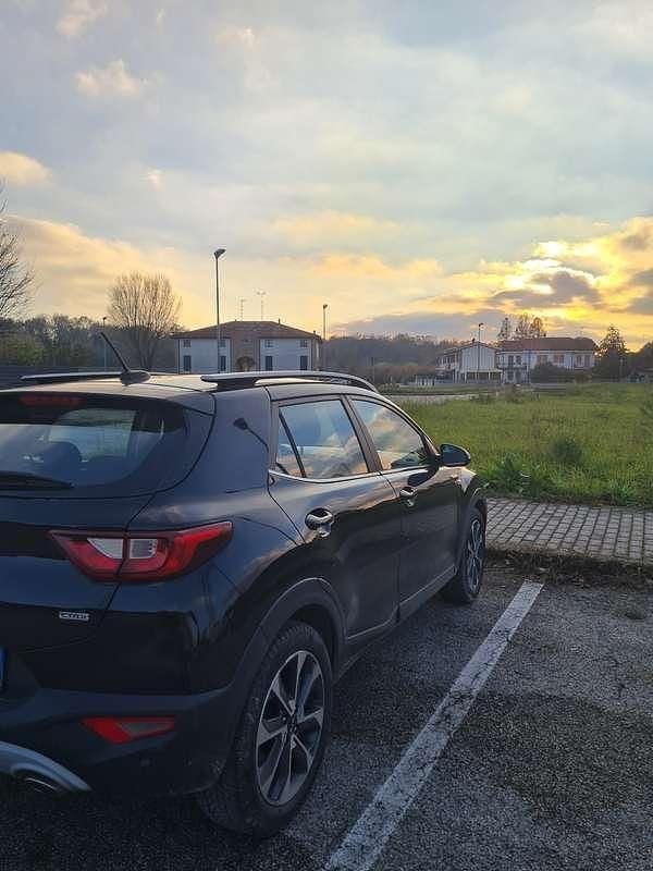 Usata Kia Stonic Style 110 CV (80 kW) 2017 SUV